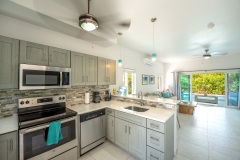 Gracehaven Villa -  Kitchen / dining area