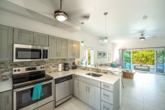 Gracehaven Villas - Fully equipped kitchen 